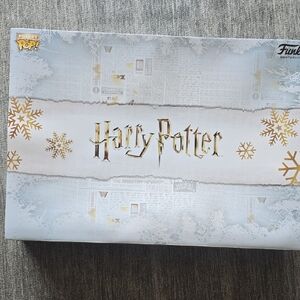 Funko Harry Potter Holiday Pocket Pop! Box - White & Gold